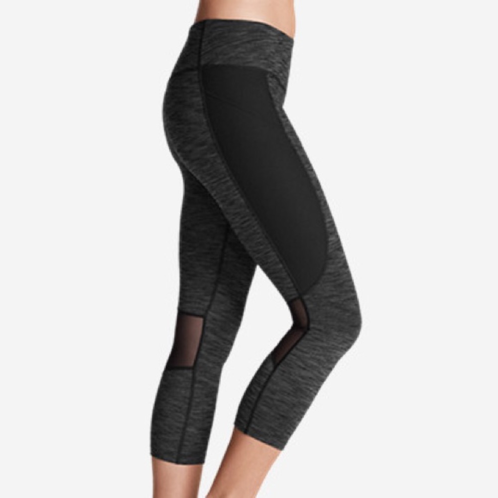 Women's Movement Blocked Capris - 2D Heather